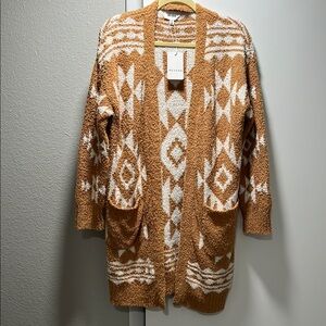 Cozy Brown and White Geometric Cardigan Sweater. NWT